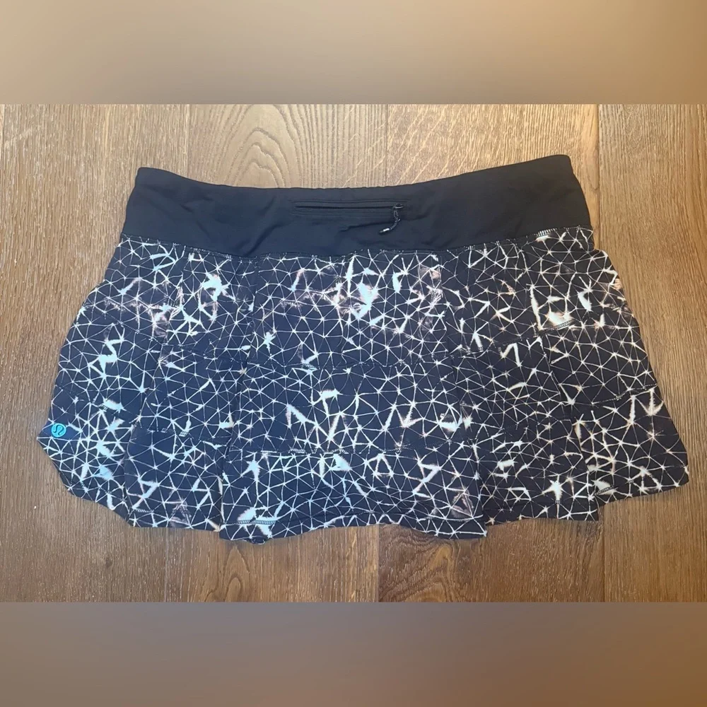 Lululemon Pace Rival Skirt II 4-way Stretch Sugar Crush Multi Black Sporty Skort